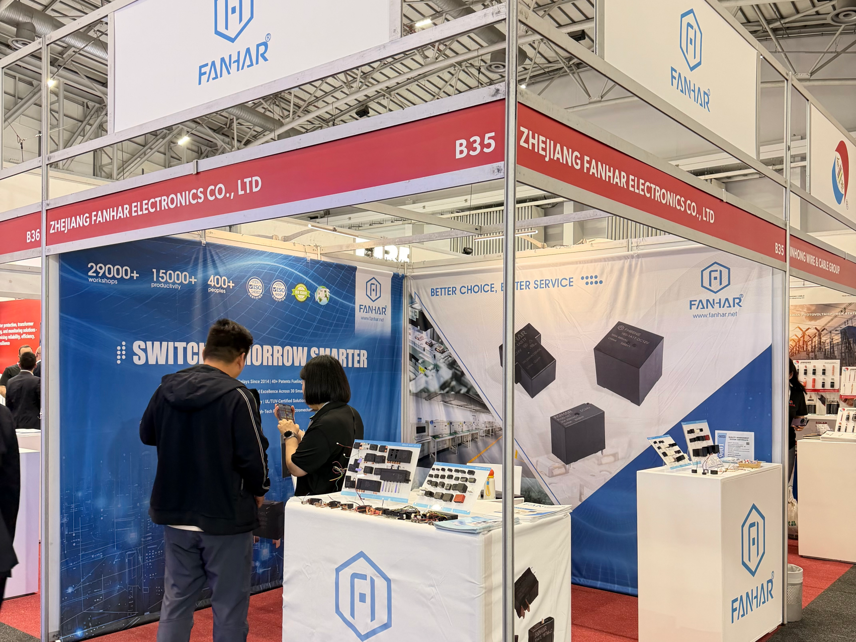 Przegląd Wydarzeń | Fanhar Electronics kończy udany występ na targach Enlit Africa 2026